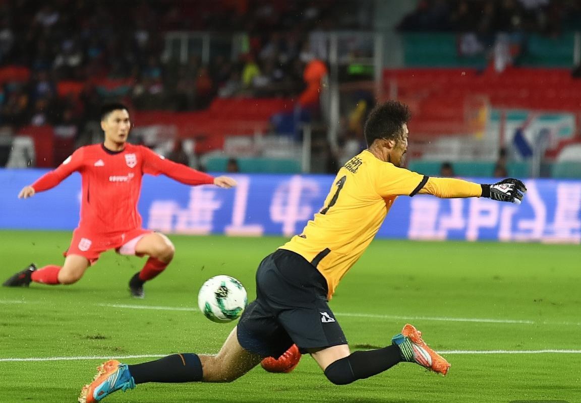 国安与人和巅峰对决：技术战术解析与赛果影响(图3)